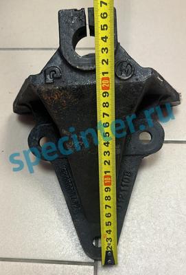 Кронштейн передней рессоры задний SH F3000 8х4